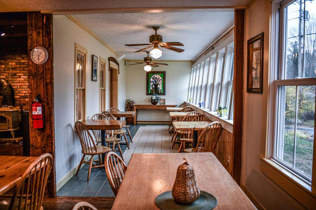 Brook Road Inn Goshen Kültér fotó