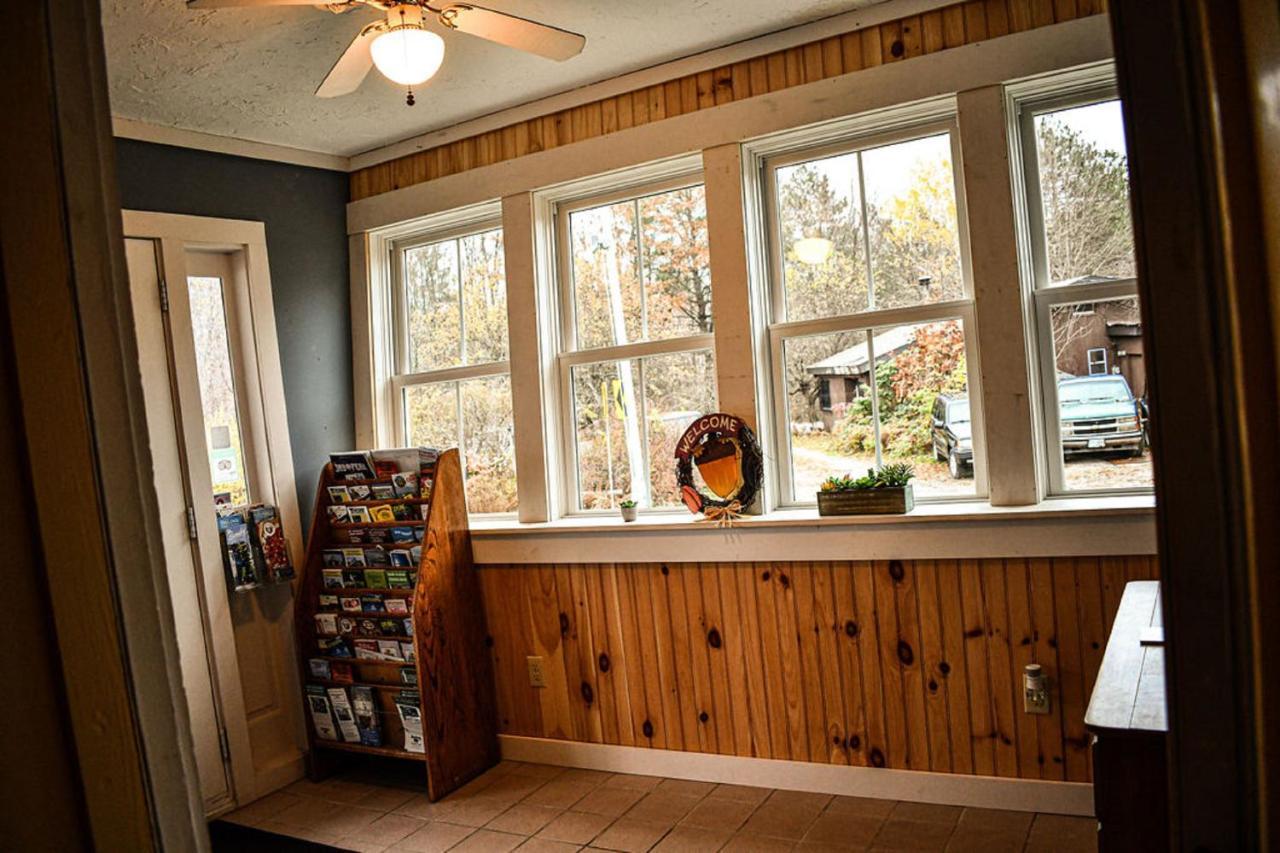 Brook Road Inn Goshen Kültér fotó
